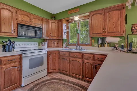 606 3rd Avenue S Raymond MN 56282