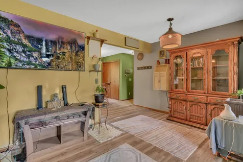 606 3rd Avenue S Raymond MN 56282