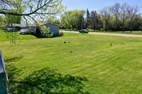 606 3rd Avenue S Raymond MN 56282