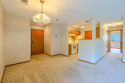 1225 Ferndale Street N Maplewood MN 55119