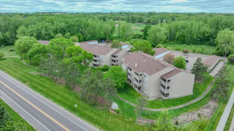 1225 Ferndale Street N Maplewood MN 55119