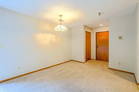 1225 Ferndale Street N Maplewood MN 55119