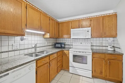 500 County Road B W Roseville MN 55113