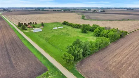50105 75th Avenue Kenyon MN 55946