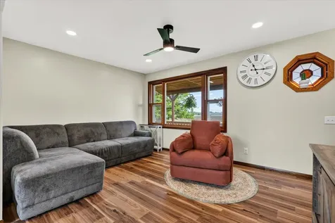 50105 75th Avenue Kenyon MN 55946