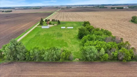 50105 75th Avenue Kenyon MN 55946