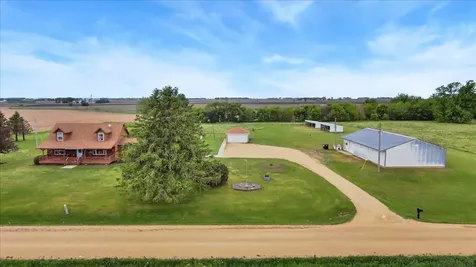 50105 75th Avenue Kenyon MN 55946
