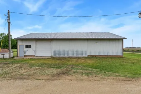 50105 75th Avenue Kenyon MN 55946