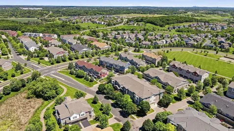 1842 Colonial Lane Chanhassen MN 55317
