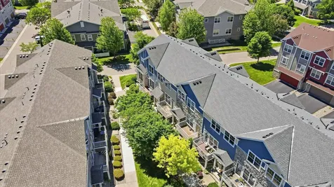 1842 Colonial Lane Chanhassen MN 55317