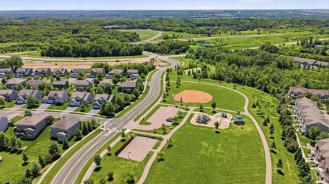 1842 Colonial Lane Chanhassen MN 55317