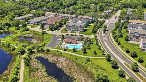 1842 Colonial Lane Chanhassen MN 55317