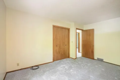 4696 126th Street N White Bear Lake MN 55110