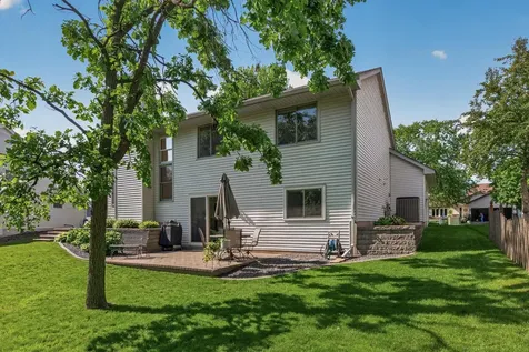 7457 54th Street N Oakdale MN 55128