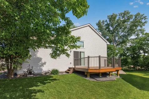7457 54th Street N Oakdale MN 55128