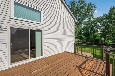 7457 54th Street N Oakdale MN 55128