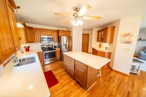 546 Lake Crest Lane NW Rochester MN 55901