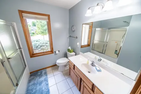 546 Lake Crest Lane NW Rochester MN 55901
