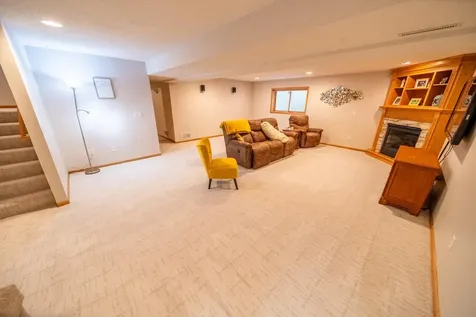 546 Lake Crest Lane NW Rochester MN 55901
