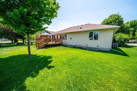 546 Lake Crest Lane NW Rochester MN 55901