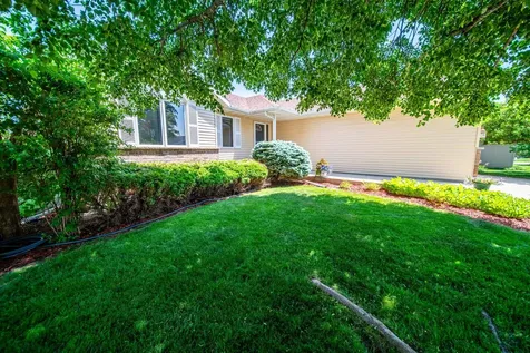 546 Lake Crest Lane NW Rochester MN 55901