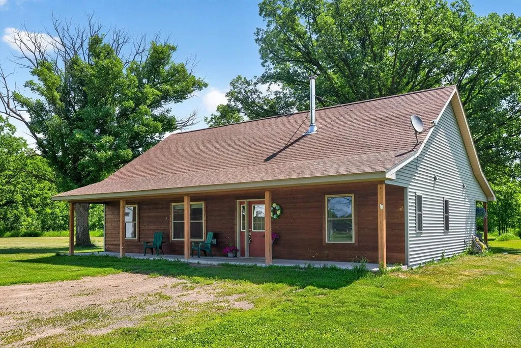10366 80th Avenue Milaca MN 56353