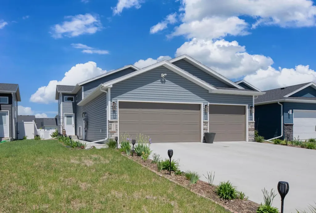6365 83rd Avenue S Horace ND 58047