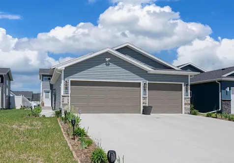 6365 83rd Avenue S Horace ND 58047