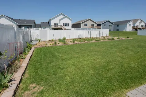 6365 83rd Avenue S Horace ND 58047