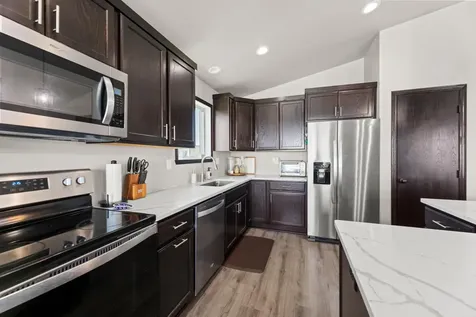 6365 83rd Avenue S Horace ND 58047