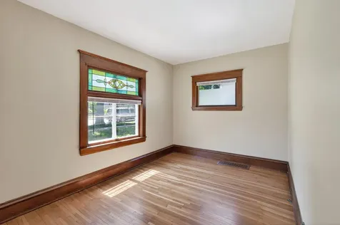 1041 Magnolia Avenue E Saint Paul MN 55106