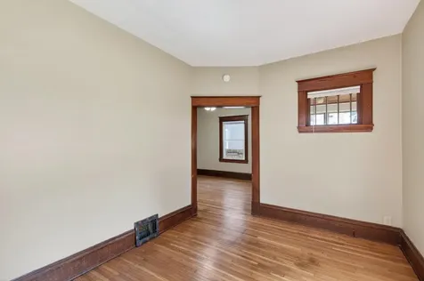1041 Magnolia Avenue E Saint Paul MN 55106