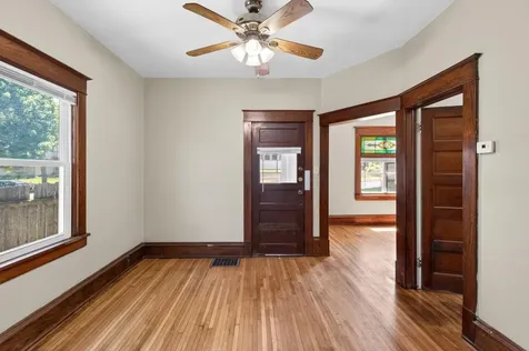 1041 Magnolia Avenue E Saint Paul MN 55106