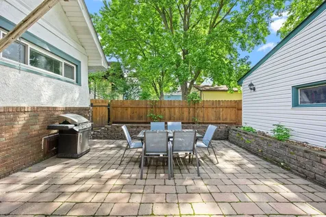 1404 27th Avenue NE Minneapolis MN 55418