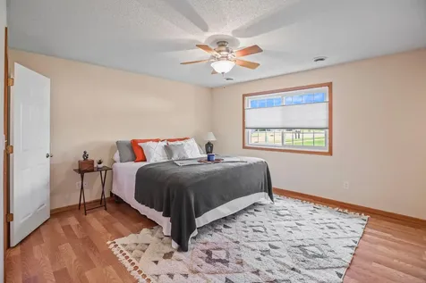 1224 25th Avenue NW Faribault MN 55021