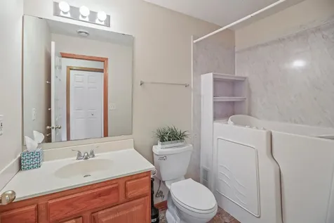 1224 25th Avenue NW Faribault MN 55021