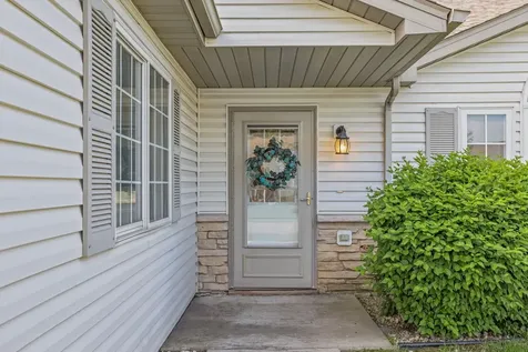 1224 25th Avenue NW Faribault MN 55021