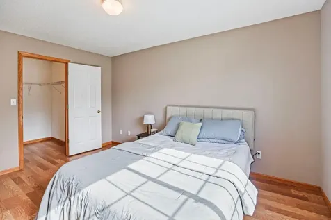 1224 25th Avenue NW Faribault MN 55021