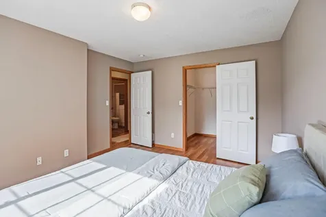 1224 25th Avenue NW Faribault MN 55021