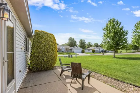 1224 25th Avenue NW Faribault MN 55021