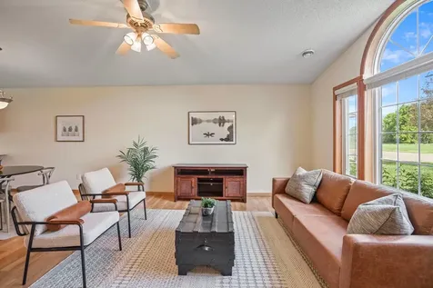 1224 25th Avenue NW Faribault MN 55021