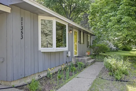 11353 Swallow Street NW Coon Rapids MN 55433