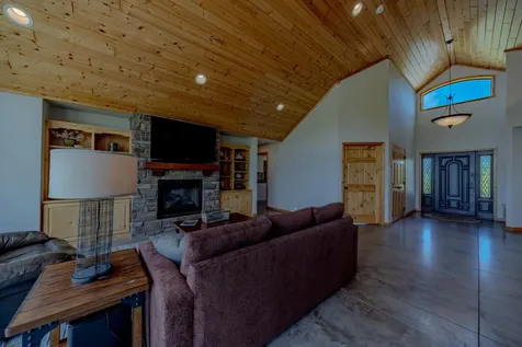 3417 N Games Lake Avenue New London MN 56273