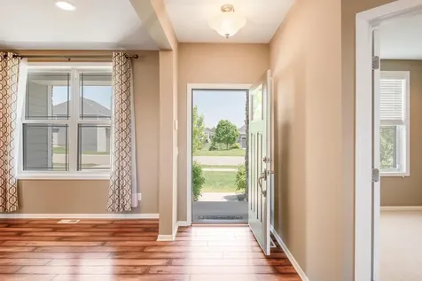 10321 Louisiana Avenue N Brooklyn Park MN 55445