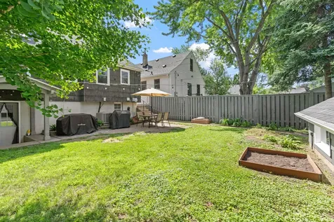 2752 Brunswick Avenue S Saint Louis Park MN 55416