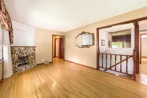 558 113th Lane NW Coon Rapids MN 55448