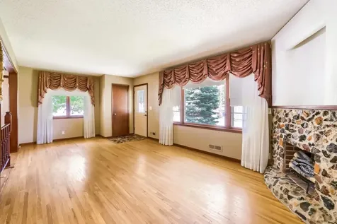 558 113th Lane NW Coon Rapids MN 55448