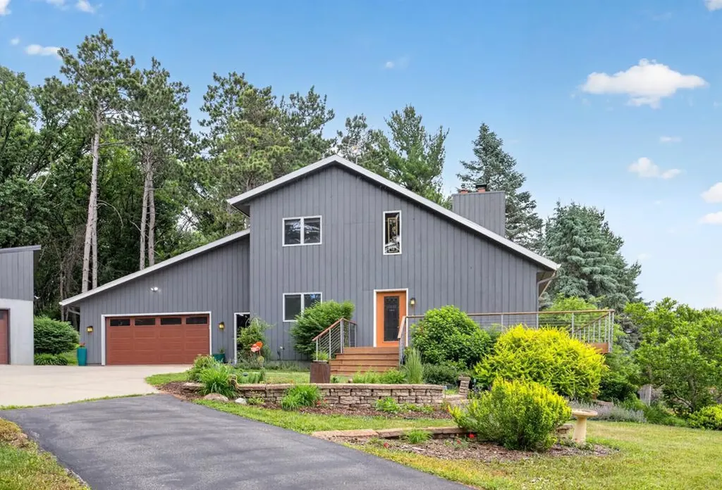 1393 White Birch Court NW Oronoco MN 55960