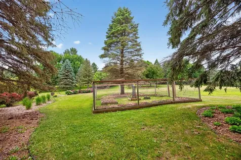 1393 White Birch Court NW Oronoco MN 55960