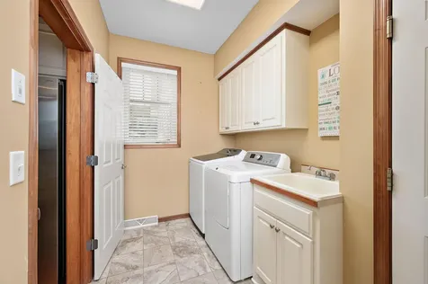 10009 James Avenue NE Monticello MN 55362